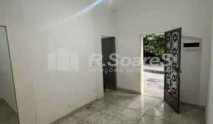 Casa com 2 quartos à venda na Rua Cardoso Júnior, Laranjeiras, Rio de Janeiro, 70 m2 por R$ 450.000