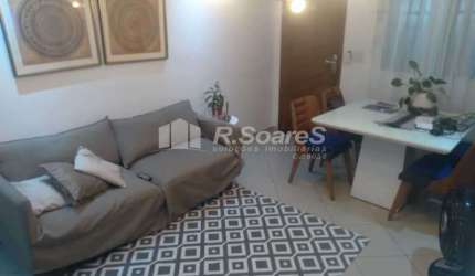 Casa com 2 quartos à venda na Rua Pereira Frazão, Praça Seca, Rio de Janeiro, 76 m2 por R$ 350.000