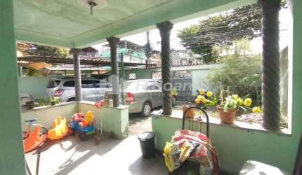 Casa com 3 quartos à venda na Rua Monclaro Mena Barreto, Vila Valqueire, Rio de Janeiro, 281 m2 por R$ 750.000