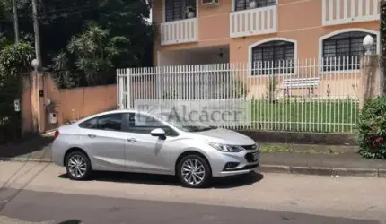 CASA PARA VENDA - ÓTIMA LOCALIZAÇÃO