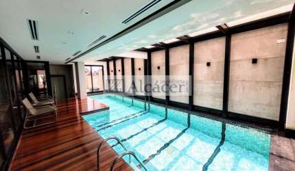 Apartamento com 1 quarto  para alugar, 44.00 m2 por R$3500.00  - Sao Francisco - Curitiba/PR