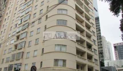 Apartamento com 2 quartos  à venda, 115.00 m2 por R$620000.00  - Centro - Curitiba/PR