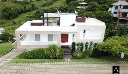 Casa Paz a Metros da Praia de Garopaba