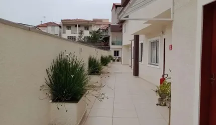 Casa em Condomínio de Luxo no Jardim Paraíso, São Paulo-SP: 2 Quartos, 2 Suítes, 3 Banheiros, 2 Vagas de Garagem!