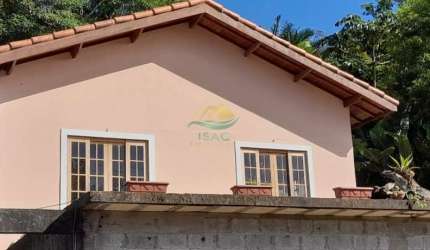 Excelente Casa á venda em Mairiporã/SP.