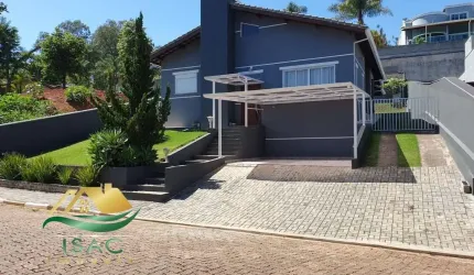 Linda! Casa em condomínio Garças Atibaia/SP