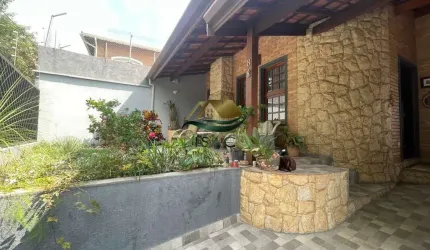 Linda Casa disponível para venda em Atibaia/SP
