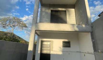 Oportunidade! Sobrado à venda em Terra Preta, Mairiporã/SP