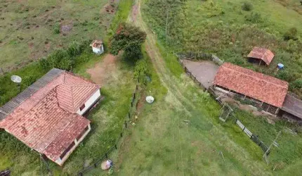 Sítio à venda  em Nazaré Paulista/SP