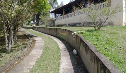 Sítio 03 dormitórios à venda - 2,5 alqueires em Nazaré Paulista  SP