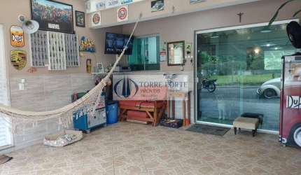 linda casa 3 dormitórios, com 2 vagas em ótima localização