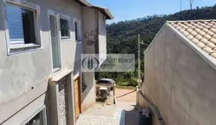 Linda Casa com Piscina Condomínio em Mairiporã