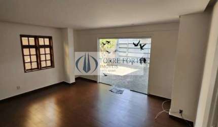 Sobrado com 2 dormitórios, 2 banheiros, 2 vagas de garagem, Cidade Monções