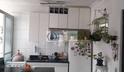 Apartamento com 2 dormitorios 1 vaga de garagem na Aricanduva .