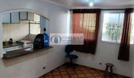 Apartamento com 2 dormitórios no Cangaíba 