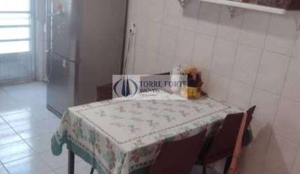 boa casa de 3 dormitórios 2 banheiros no bairro do Canindé