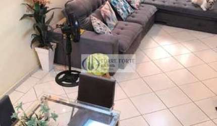 Linda casa com 3 dormitórios e 2 vagas no Jardim Taboão