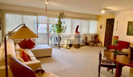 Lindo apartamento com 3 dormitórios, varanda, 2 vagas na Vila Andrade