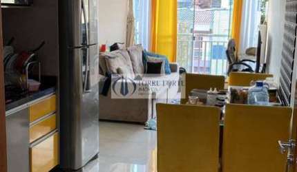 Lindo apartamento 2 dormitórios, 1 vaga com moveis planejados