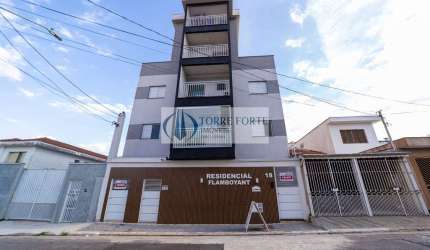 Excelente Apartamento com 2 dormitórios no Jardim Vila Formosa 