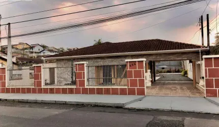 Casa a Venda Bairro Floresta Averbada