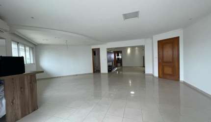 ** PONTA DA PRAIA – VENDA – 03 SUITES À BEIRA-MAR – VARANDA COM CHURRASQUEIRA – LAZER COMPLETO