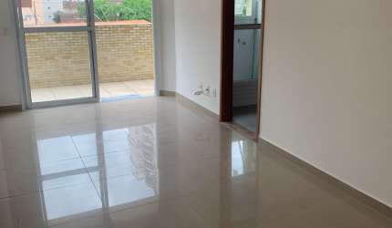 Pompéia Locação excelente apartamento 2 dormitórios poucos metros do mar!!!
