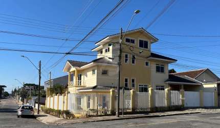 Sobrado Alto Padrão no centro de Campo Largo