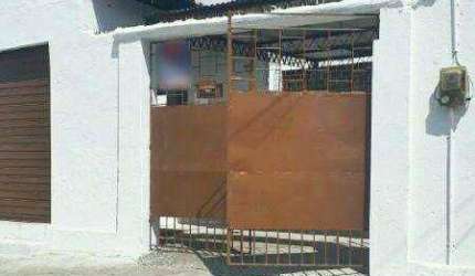 Casa com 3 dormitórios à venda, 250 m² por R$ 400.000,00 - Edson Queiroz - Fortaleza/CE