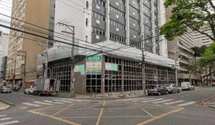 Excelente Prédio comercial com 3.577,40m construídos em excelente localização no Centro de Curitiba.