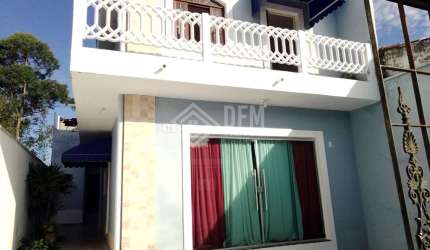 Sobrado para venda tem 123 metros quadrados com 4 quartos em Vila Rei - Mogi das Cruzes - SP