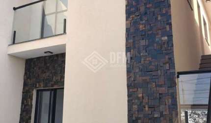 Casa á venda no Residencial Colinas, em César de Souza, Mogi das Cruzes com 4 dormitórios, sendo 1 suíte.