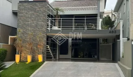 Bella Cittá III - Sobrado alto padrão à venda no Condomínio Bella Cittá 3 na Fazenda Rodeio em Mogi das Cruzes, com 3 suítes e espaço gourmet