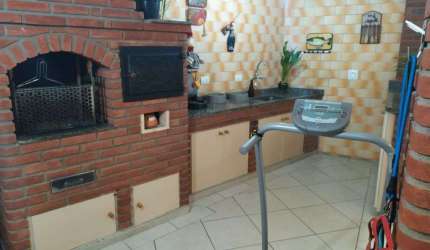 Casa com 4 quartos à venda na Rua Cristóvão Colombo, --, Jardim Vila Galvão, Guarulhos, 225 m2 por R$ 750.000