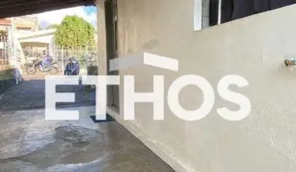 Casa ampla com 3 dormitorios no Jardim Guanabara, Jundiai