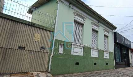 CASA NO CENTRO DE ITAPETININGA, Imovel antigo, excelente para fins comerciais.