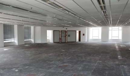 Sala comercial com 1 sala para alugar na Avenida das Nações Unidas, 12901, Brooklin, São Paulo por R$ 78.000