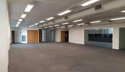 Sala comercial com 5 salas à venda na Rua Geraldo Flausino Gomes, 78, Cidade Monções, São Paulo por R$ 3.935.412
