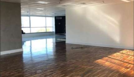 Sala comercial com 2 salas para alugar na Avenida Roque Petroni Júnior, 851, Jardim das Acacias, São Paulo por R$ 14.013