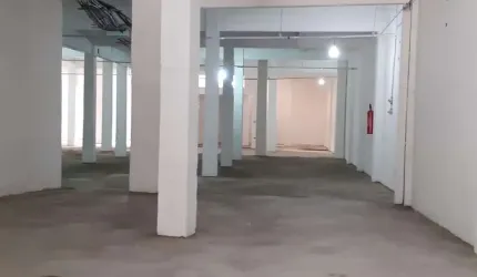 Ponto comercial com 1 sala para alugar na Largo do Arouche, 53, República, São Paulo por R$ 20.027