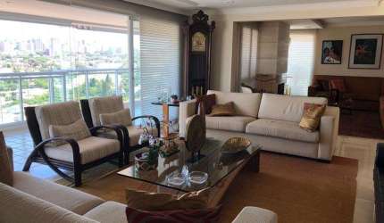 Apartamento com 4 quartos à venda na Rua Conselheiro Fernandes Torres, 148, Pacaembu, São Paulo por R$ 11.000.015