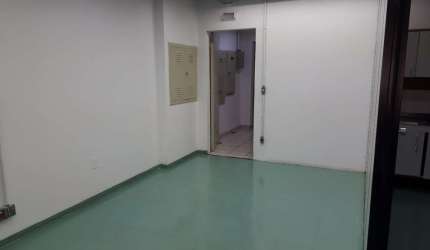 Sala comercial com 1 sala para alugar na Rua Vinte e Quatro de Maio, 104, República, São Paulo por R$ 1.906