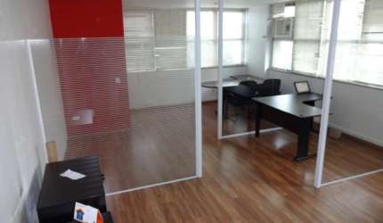 Sala comercial com 1 sala para alugar na Avenida Rebouças, 353, Cerqueira César, São Paulo por R$ 4.327