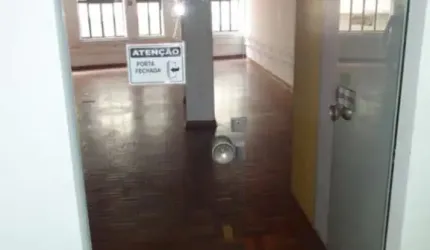 Sala comercial com 3 salas para alugar na Rua da Quitanda, 139, Sé, São Paulo por R$ 4.107