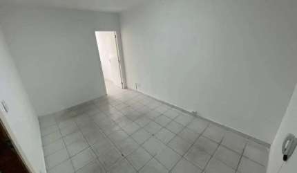 Sala comercial para alugar na Rua das Aningas, 507, Vila Parque Jabaquara, São Paulo por R$ 1.106