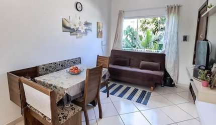 APARTAMENTO NO CENTRO DE NAVEGANTES