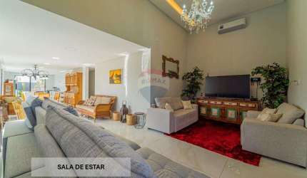 Casa a venda em condomínio fechado, com 03 dormitórios, sendo 01 suíte, no Condomínio Alphaville, Bayeux-Paraíba.