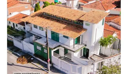 Casa à venda com 330M², 6 quartos sendo 2 suítes, em Jaguaribe, João Pessoa - PB