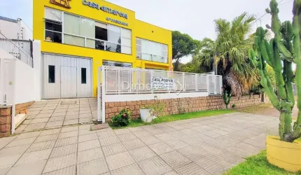 Casa comercial à venda na Avenida Copacabana, 763, Tristeza, Porto Alegre por R$ 2.880.000