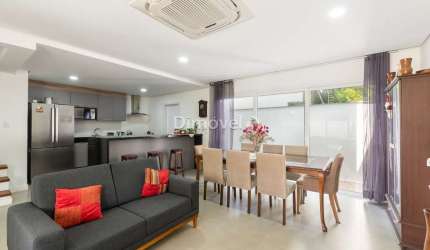 Casa em condomínio fechado com 3 quartos à venda na Avenida Pereira Passos, 695, Vila Assunção, Porto Alegre por R$ 2.199.000